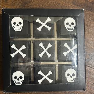 Skull & Crossbones Tic Tac Toe Game Set – Wood & Metal Inlay